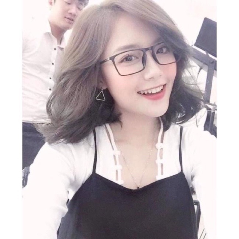 Kính Giả Cận Gọng Mảnh Phong Cách Hàn Quốc