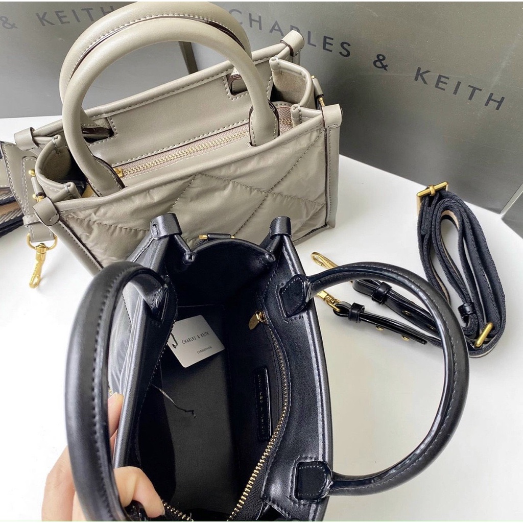 Túi đeo chéo / quai xách Charles&amp;keith model CK2-30781600 2 màu sang trọng dễ phối đồ sang trọng hàng hiệu