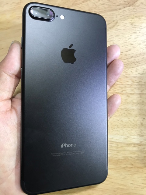 Bán iphone 7 plus 32gb màu đen+tặng kèm cóc cáp sạc cường lực,ốp lưng trong suốt