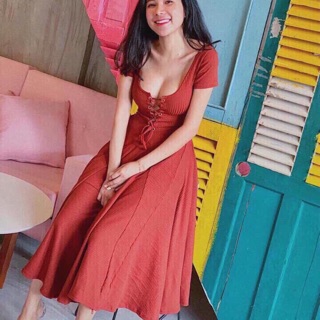 Đầm thun gân đan dây xoè
