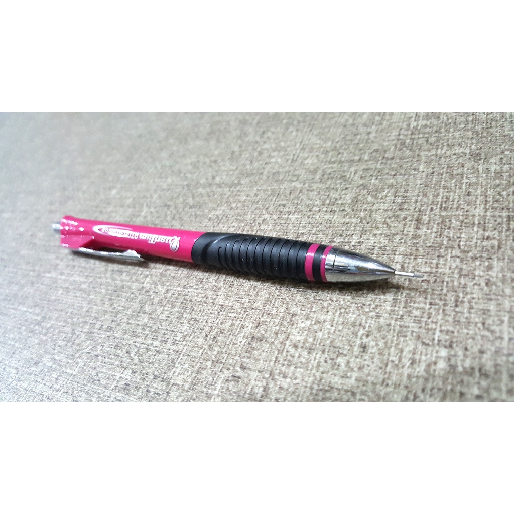 Bút Chì Bấm 0.5 mm QuanTum ATOM QM220 - Màu Hồng