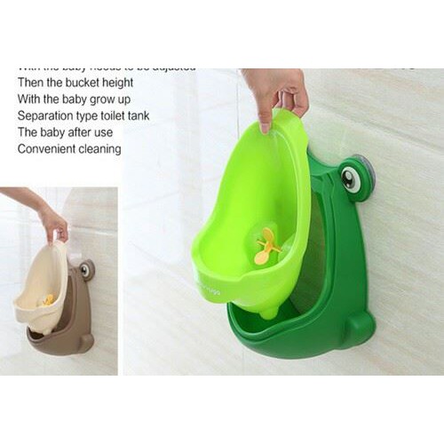 BÔ TIỂU ĐỨNG HÌNH ẾCH CHO BÉ YÊU