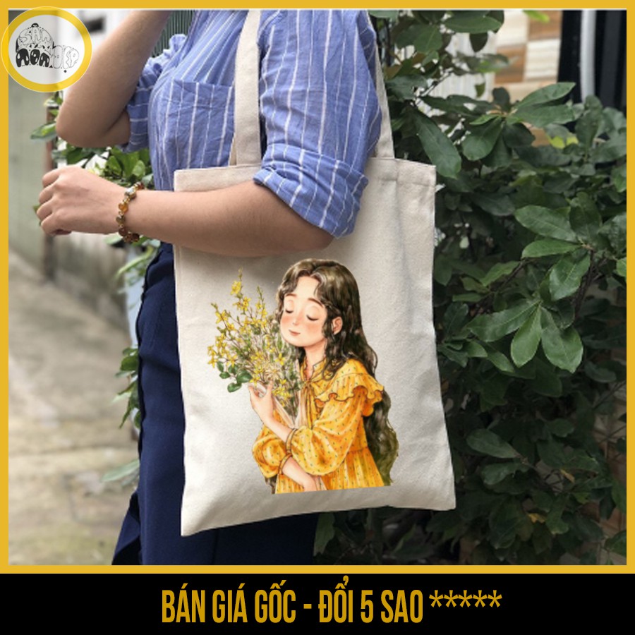 [Mã FASHIONT4WA2 giảm 10K đơn 50K] Túi tote vải canvas trắng có khóa kéo in hình CÔ GÁI ÔM HOA - Săn Nón Đẹp