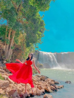 MAXI ĐỎ KHOÉT EO CUỐN HÚT (HÀNG CÓ SẴN)