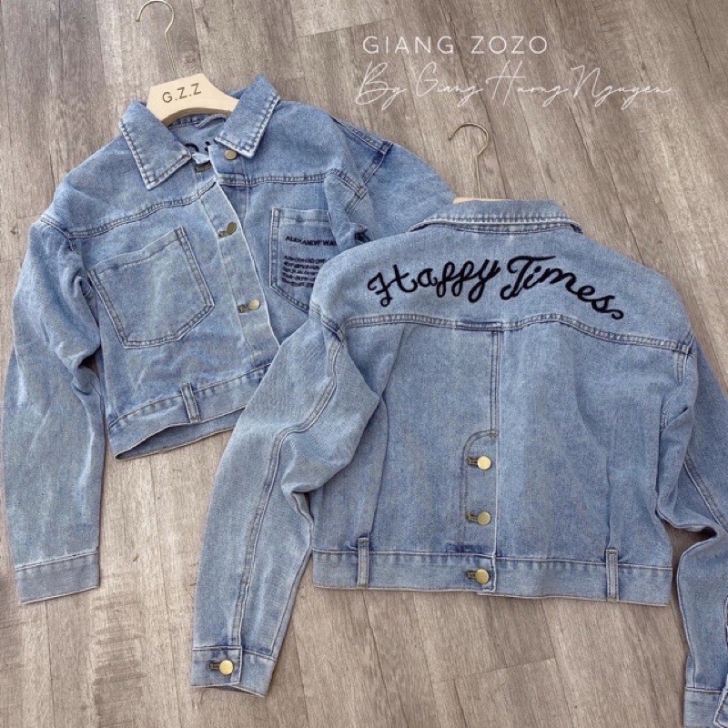 Áo khoác bò croptop cúc sau | BigBuy360 - bigbuy360.vn