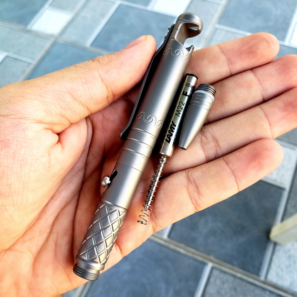 Bút Titanium Tacray đa năng