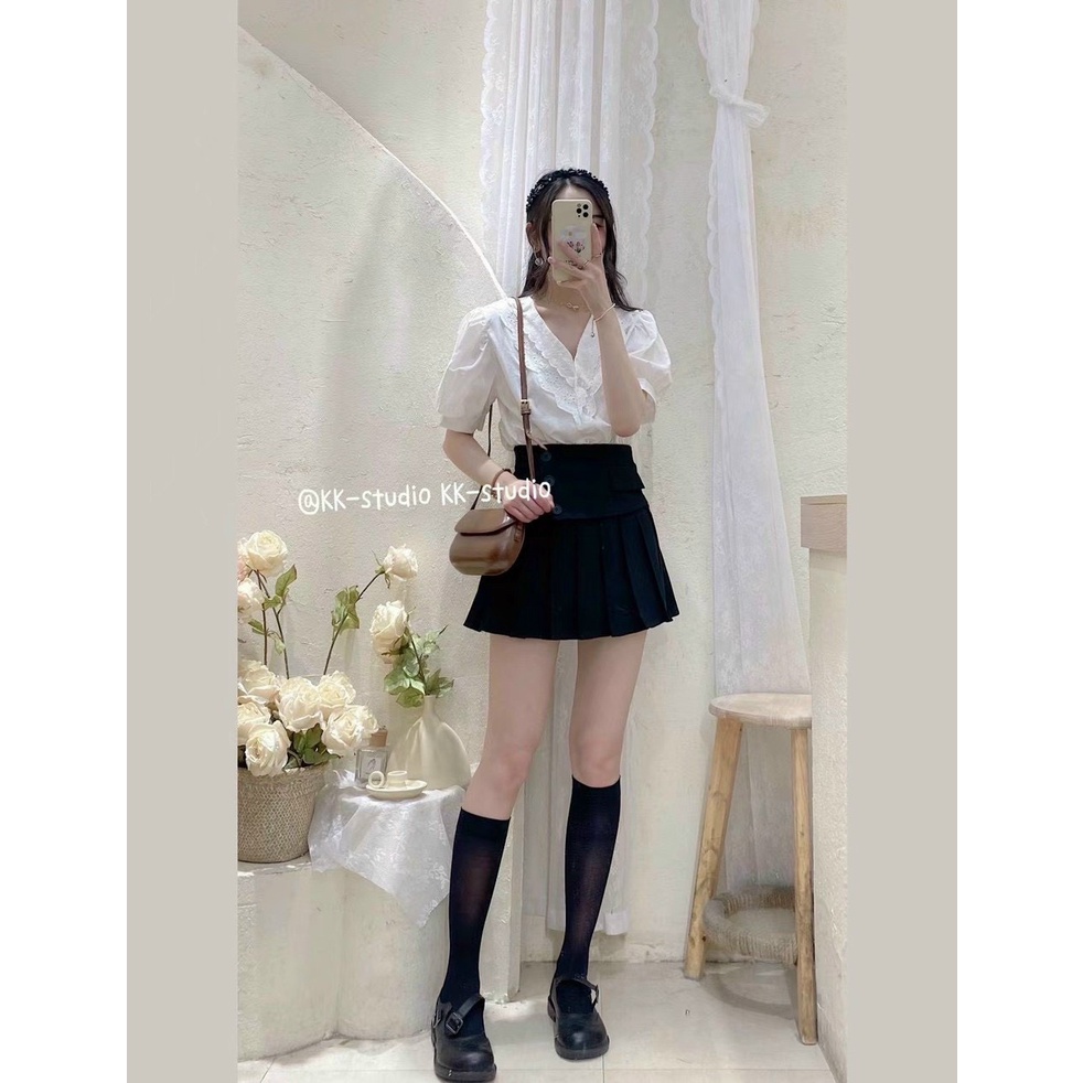 Áo sơ mi cộc tay cách điệu cổ chữ V viền ren màu trắng tinh khôi xinh nữ tính phong cách hàn quốc MÃ OC02