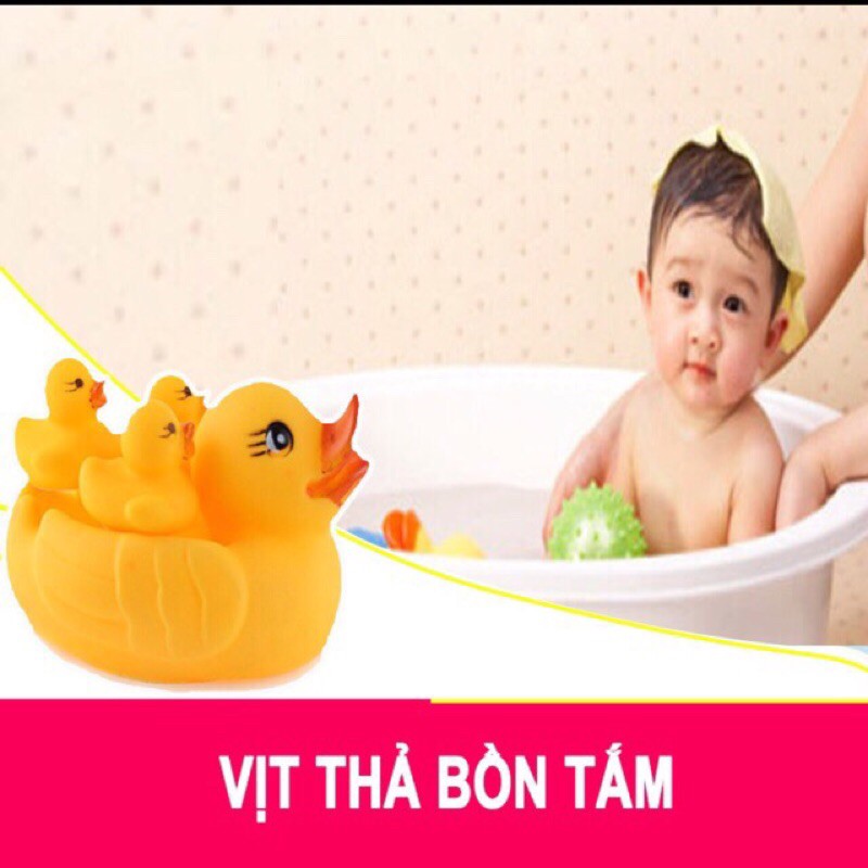 Vịt thả bồn tắm cho bé( 1 vịt mẹ + 3 vịt con)