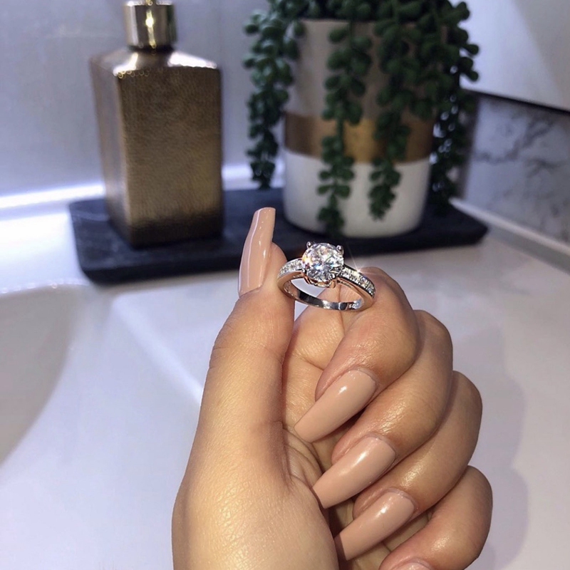 Bộ 2 Nhẫn 925 Bằng Kim Loại Đính Đá Nhân Tạo Thời Trang Cho Nữ