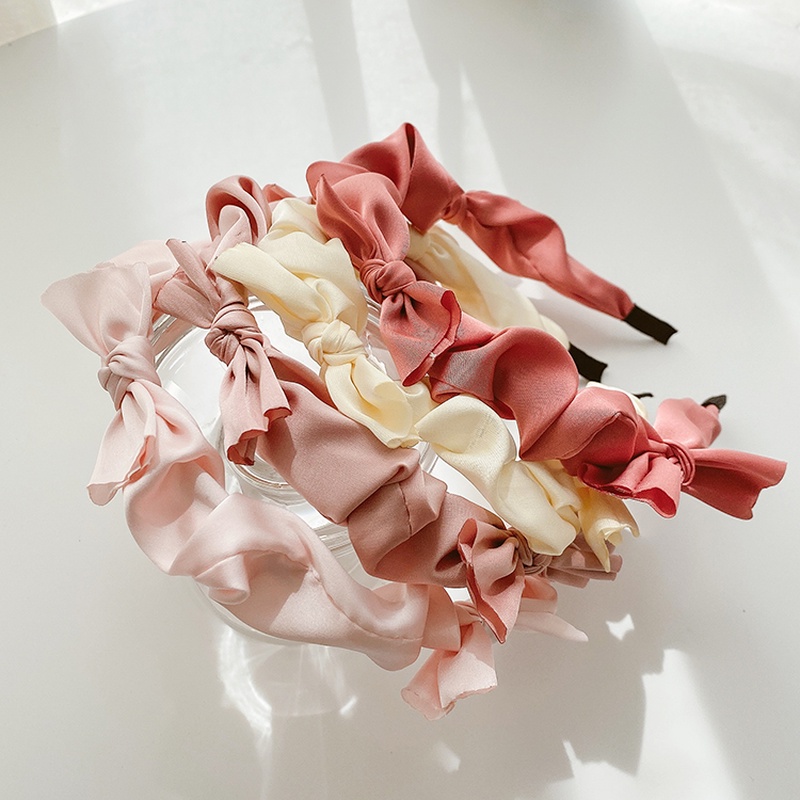 Cài tóc vải lụa satin màu sắc nổi bật mang không dễ bị trượt khi rửa mặt