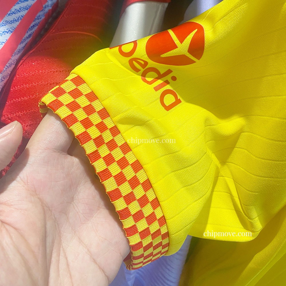 Bộ áo bóng đá Liverpool Vàng caro sân khách mùa giải mới 2021 Thái cao cấp