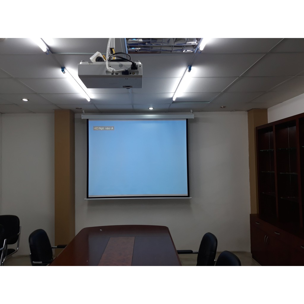 Màn Chiếu Treo Tường 100inch - 1m78 x 1m78. Màn phù hợp cho tất cả các dòng máy chiếu led, máy chiếu phổ thông hiện nay