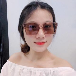 Combo 2 kính. Mắt kính đẹp, thời trang, tôn thêm vẻ đẹp cho khuôn mặt của bạn.