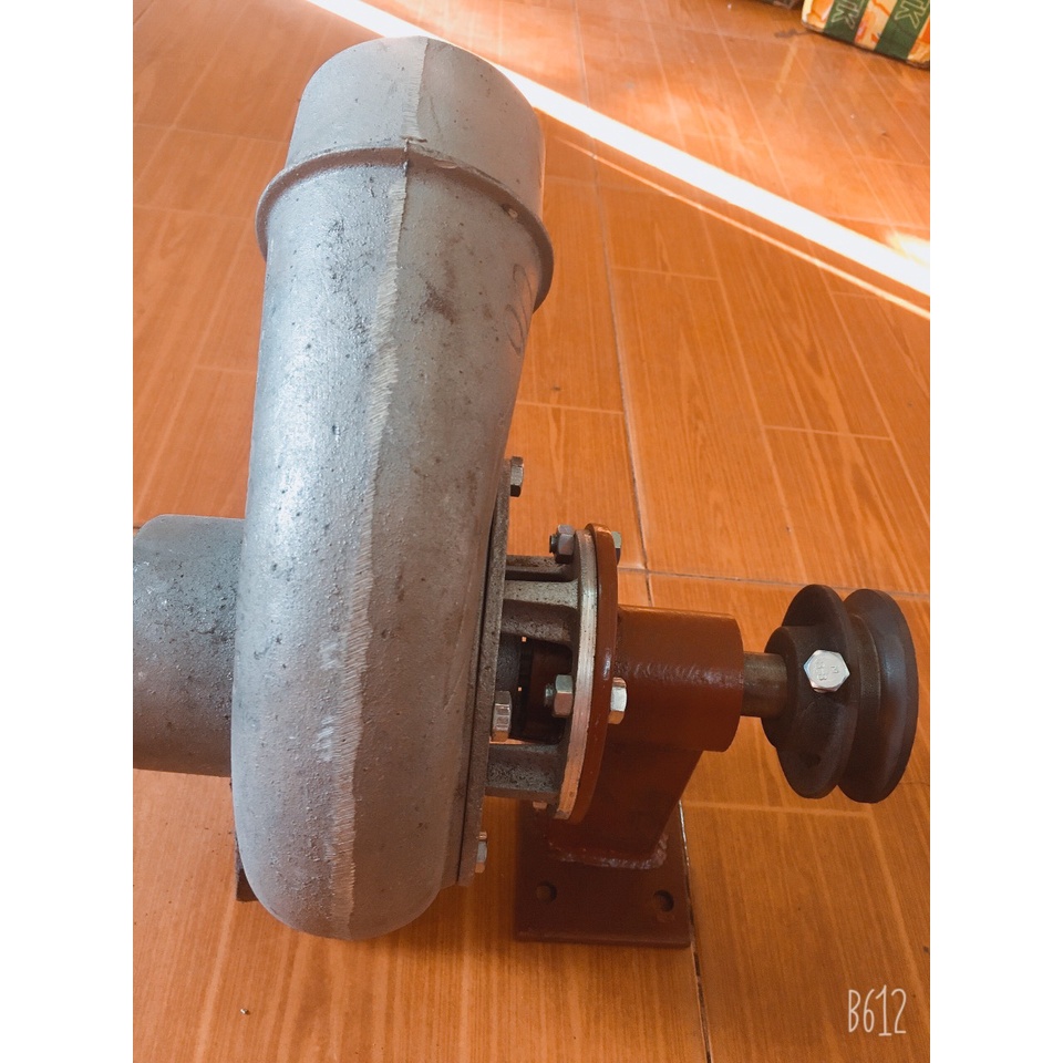 Bộ sen bơm 90 lắp puly chạy dây cu loa.