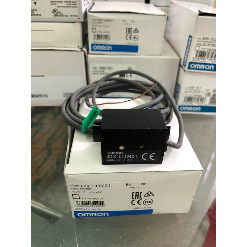 Cảm biến điện dung E2K-L26MC1 2M