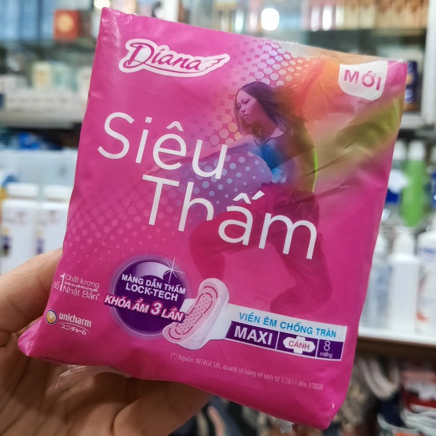 Băng vệ sinh Diana siêu thấm kiểm soát mùi - có cánh 8 miếng Maxi
