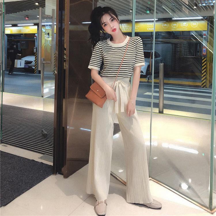 Bộ áo tay ngắn + quần dài thời trang trẻ trung  cho nữ