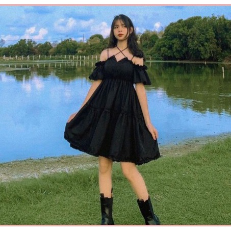 Váy 2 Dây Ngực Trễ Vai Buộc Cổ Chất Liệu Đũi Dày Dặn Daisy Boutique Mã SP000122