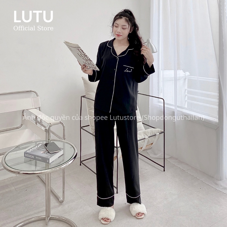 Bộ Pijama Lụa Dài Tay Cao Cấp Thêu Chữ Love Chất Mềm Mịn Không Nhăn Hàng Thiết Kế