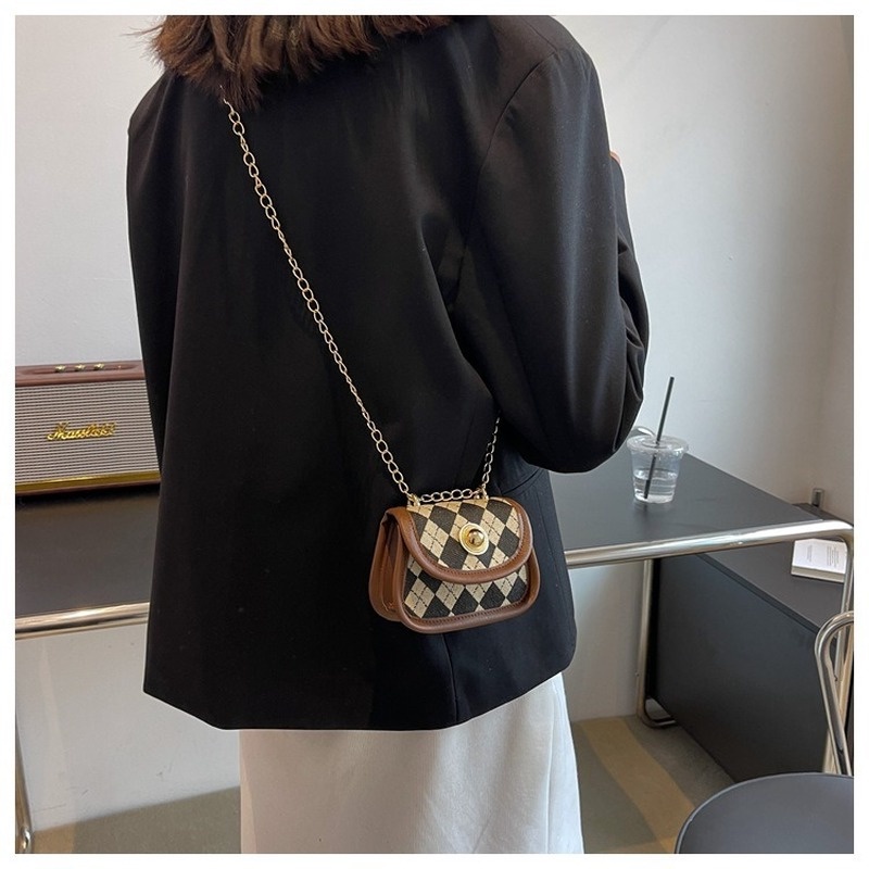 Túi Vuông Đeo Chéo Đính Đá Nhiều Màu NB00326