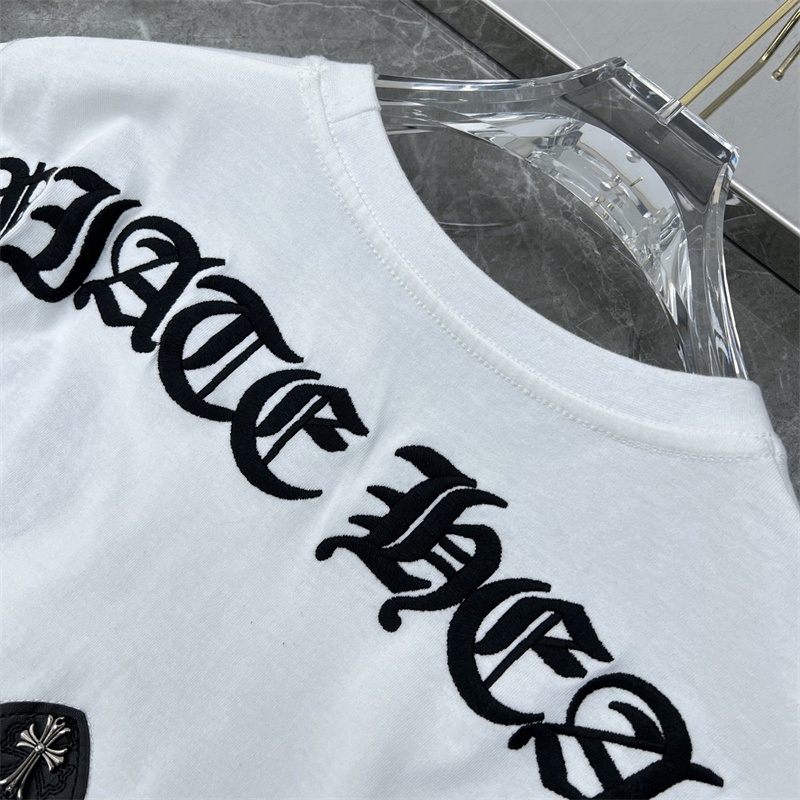 Áo Thun Da Cừu Ngắn Tay Thêu Chữ Chrome Hearts Crowe Thời Trang Dành Cho Nam ➕ Bộ Đồ Ngắn Tay May Vá Thủ Công