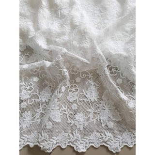 vải ren chỉ thêu hoa