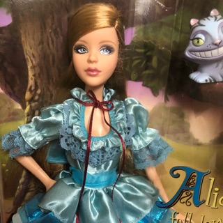 Búp bê barbie Alice wonderland