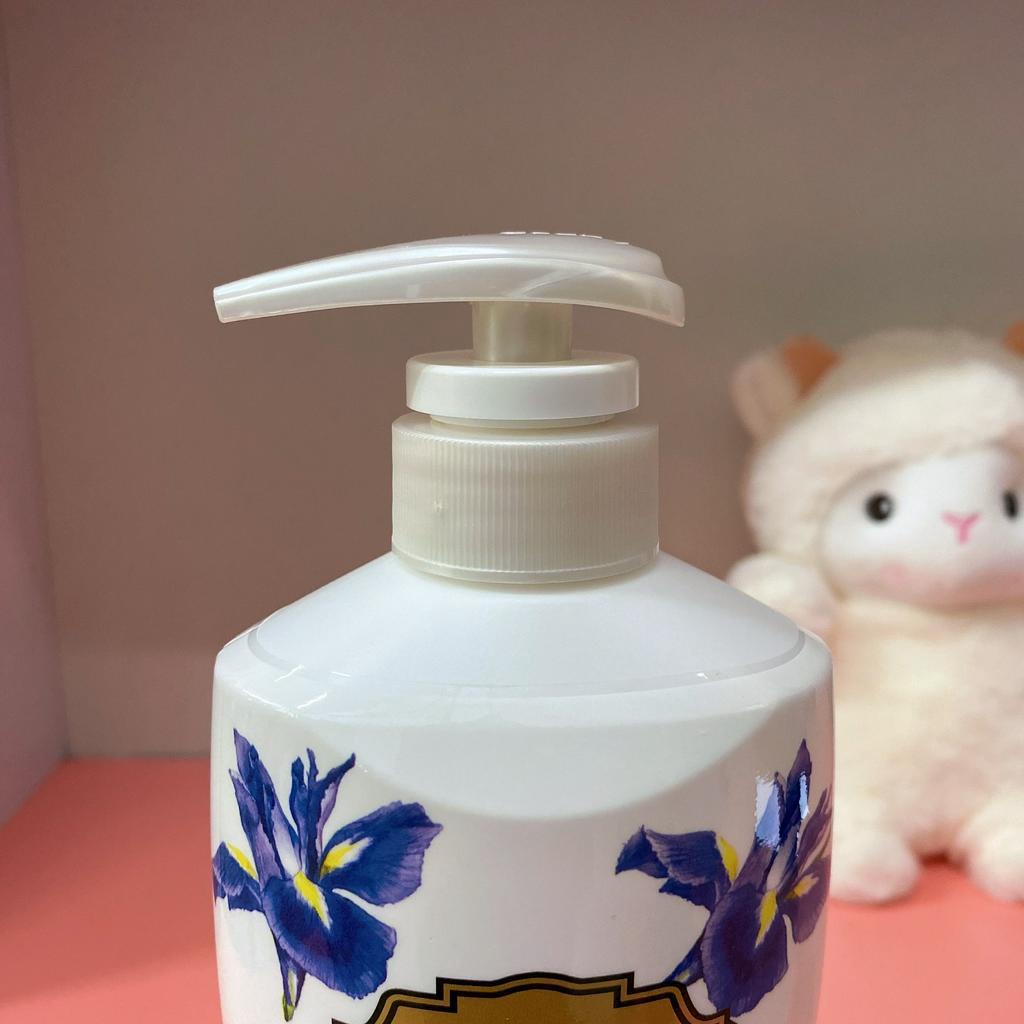 Sữa tắm Double Rich hương hoa 550g