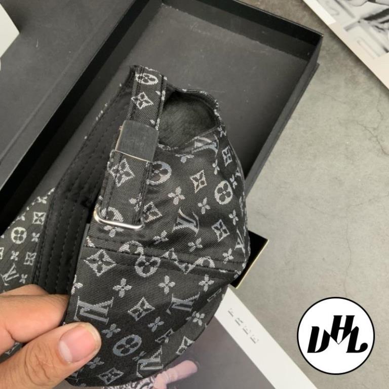 Nón Kết in Thêu Hoạ Tiết LV Full Tem Khoá Gài Thời Trang Nam Nữ