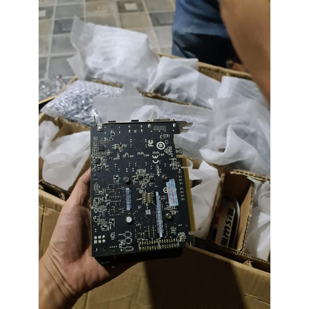 Card Màn Hình MSI Gaming Radeon RX 560 AERO ITX 2G OC | BigBuy360 - bigbuy360.vn