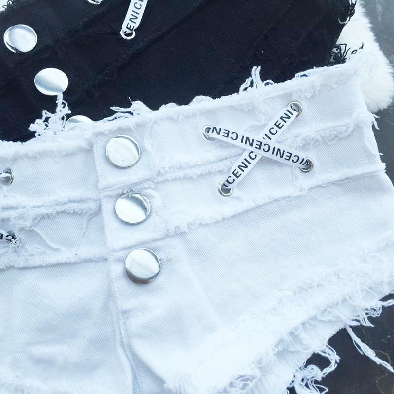 Quần short jeans siêu ngắn cho nữ