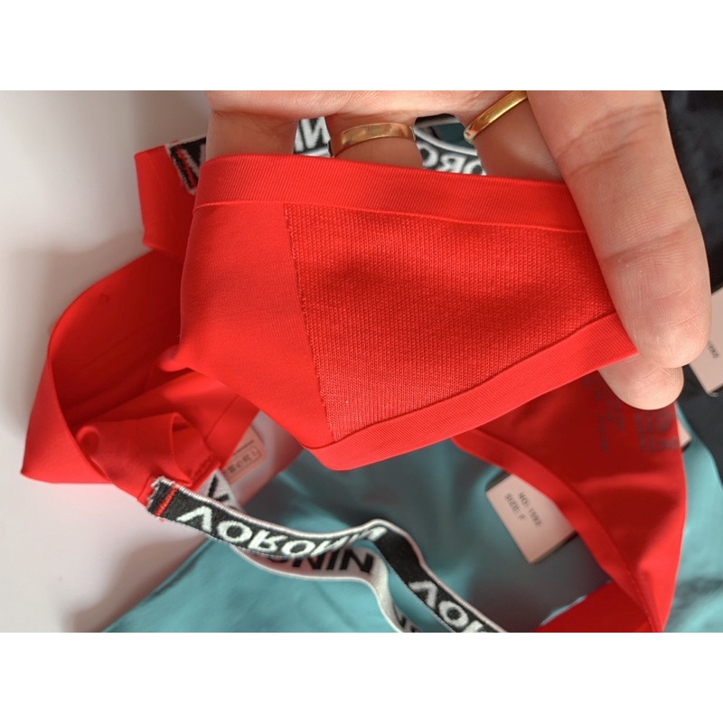 Quần lót su đúc lọt khe không lộ viền, siêu nhẹ mát dễ chịu. , dây chạy chữ secxy, gợi cảm. By SUMO Underwear.