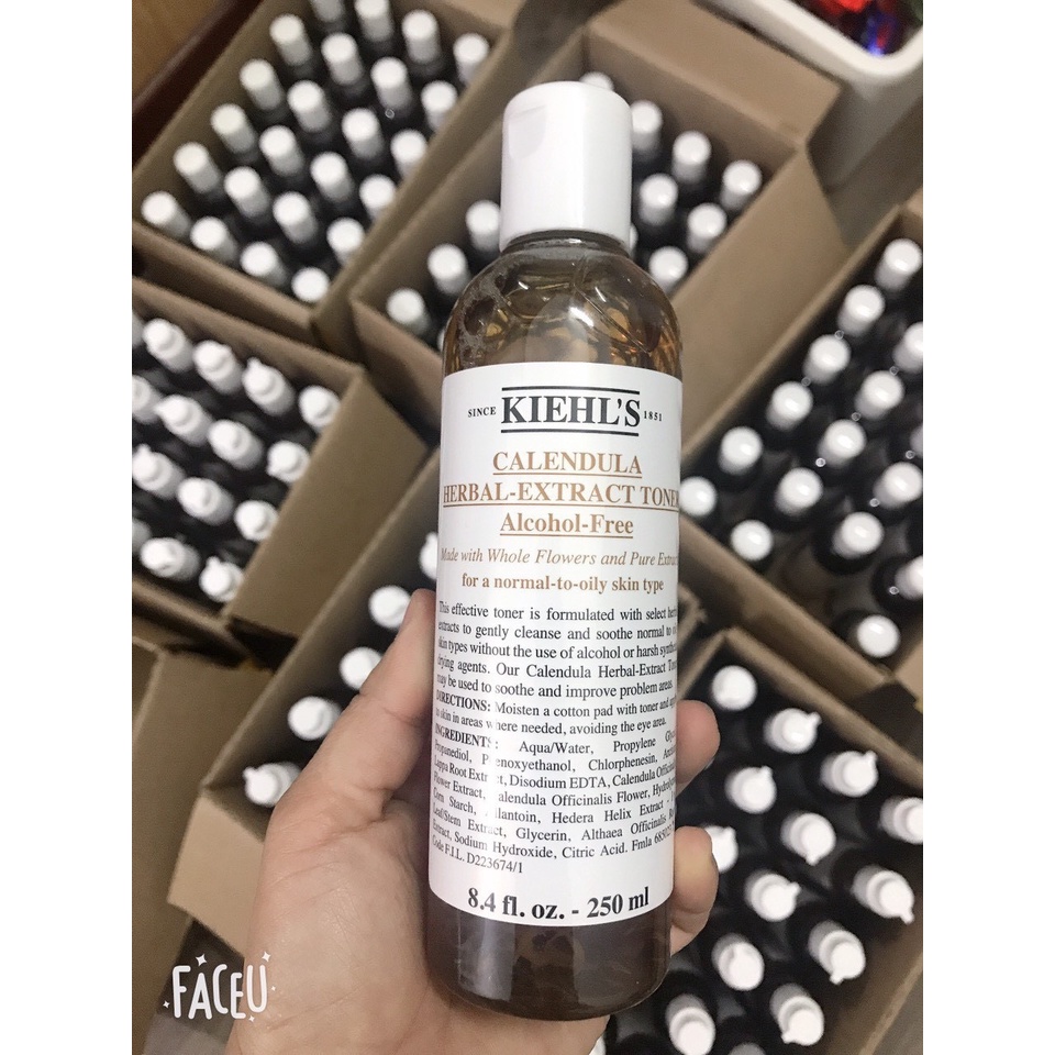 Toner hoa cúc Kiehl s Calendula Herbal Extract Toner Alcohol-free 250ml