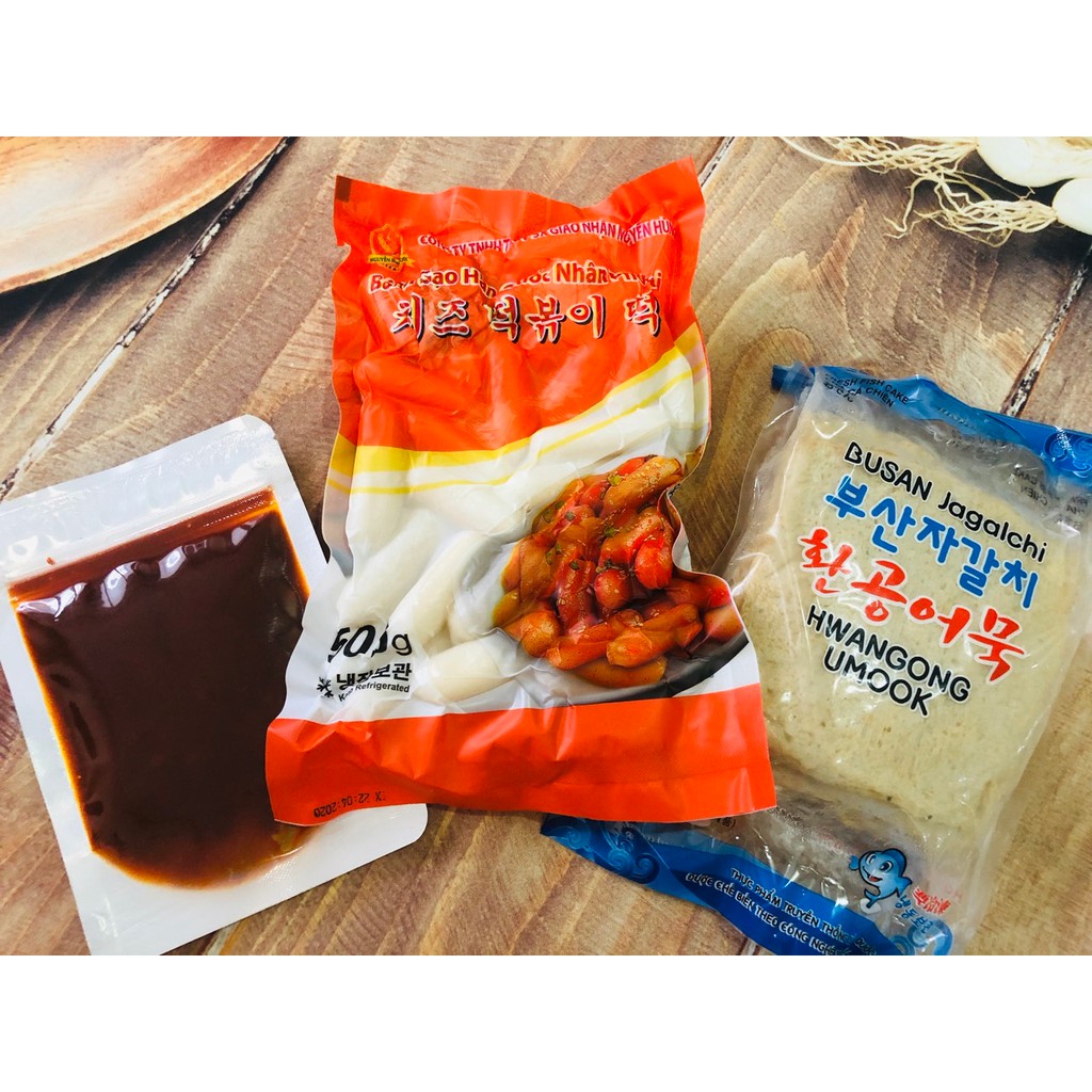 500g bánh gạo hàn quốc gói đỏ kèm chả cá và sốt