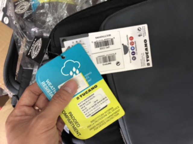 Túi đeo chéo Tucano BMTIP13 ₫ 10icnh