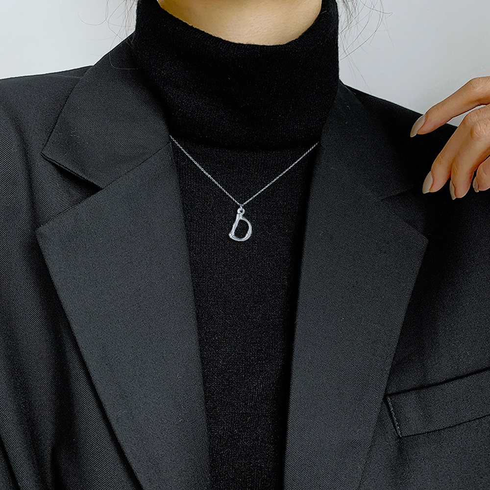 Dây chuyền inox mặt chữ cái màu trắng không gỉ