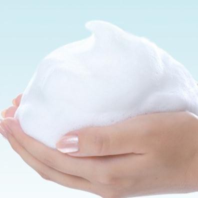 Sữa rửa mặt Hada Labo tạo bọt  Nhật Bản