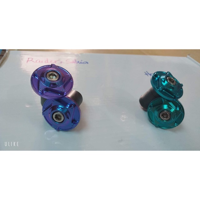 Gù tay lái titanium gr5 xanh tím xanh lục bảo
