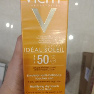Chống nắng vi chy