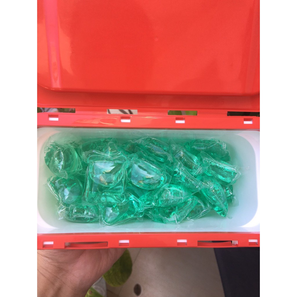Viên giặt + xả Omo 50 viên, có 3 mùi để lựa chọn: hương hoa anh đào, hương quả đào, hương bạch trà