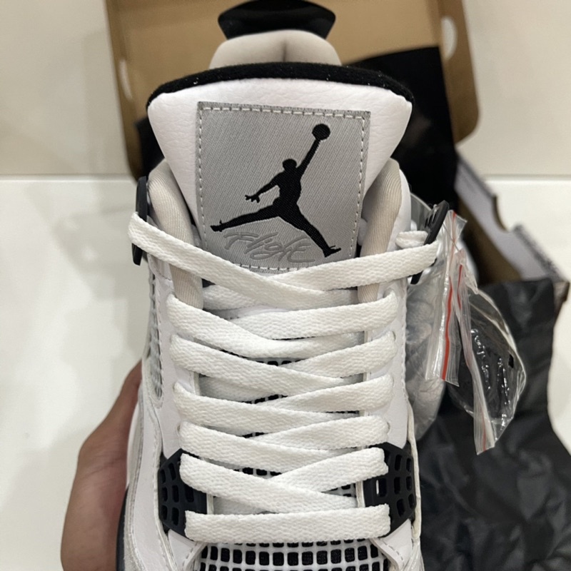 Giày Air Jordan 4 Military Black White ( JD4 Trắng đen ) Bản đẹp - Fullbox kèm dây phụ