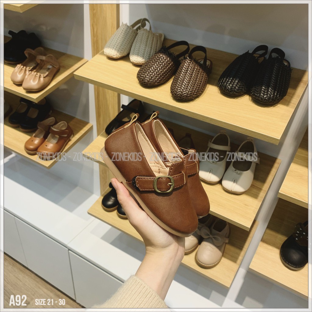 Giày búp bê phối khuy bên cho bé Zonekids - A92