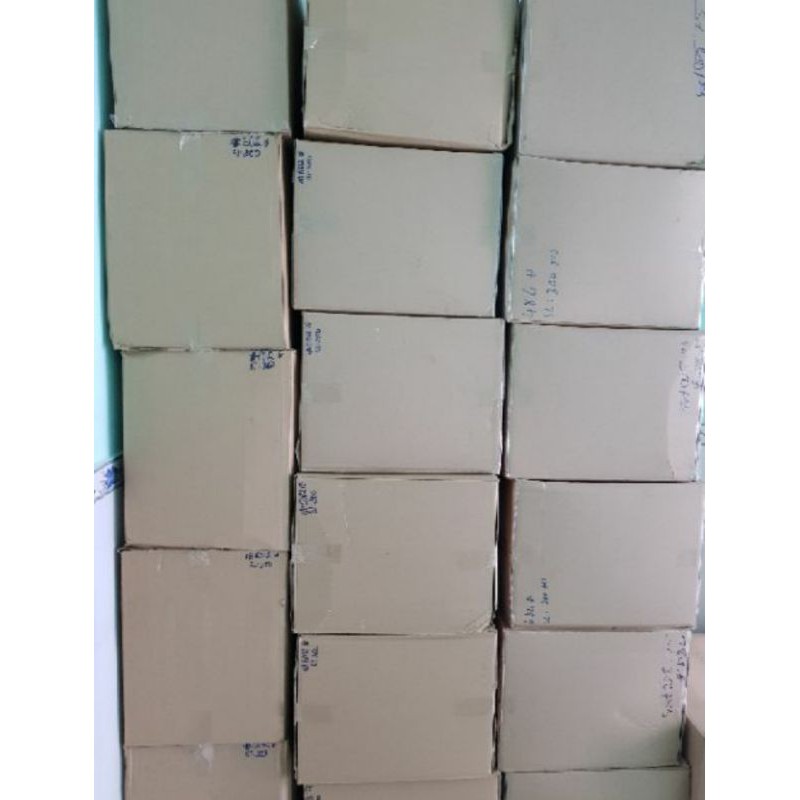 100 cái  móc  kẹp  trắng  dẻo  trẻ  em chỉ  220k (2.200đồng /cái)