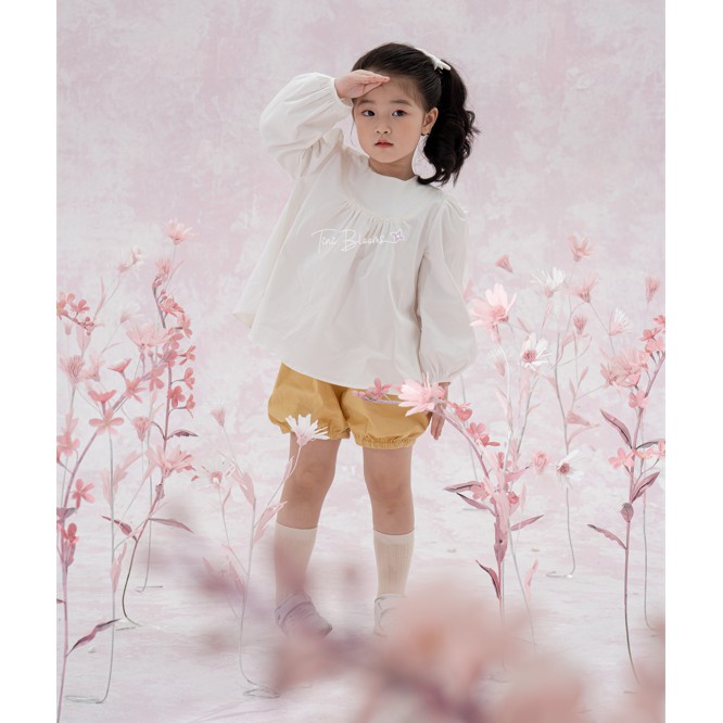 Áo sơ mi trắng cổ tròn tay bồng cho bé gái từ 1-10 tuổi Tini Blooms MS01.2