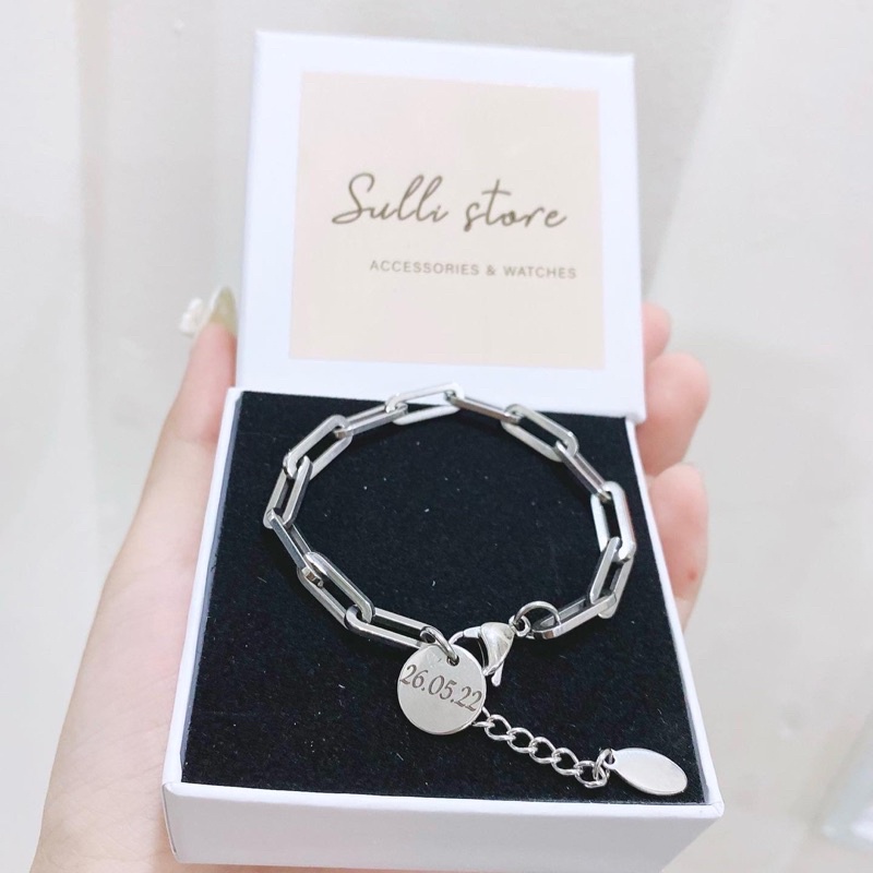 Vòng tay lắc tay cặp đôi xích charm tròn nam châm hít khắc chữ theo yêu cầu Sulli store