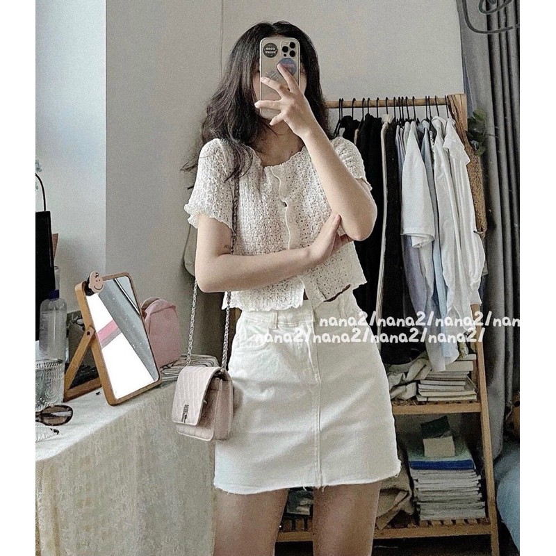 Áo croptop ren lỗ siêu xinh 💯💯🍀🍀
