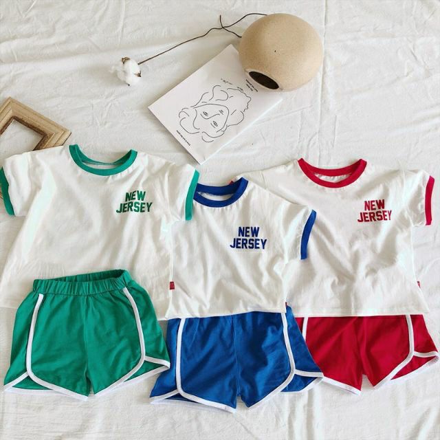 Combo dán tường c Hương
