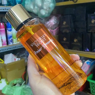 Xịt thơm toàn thân Victoria's Secret Amber Romance 250ml