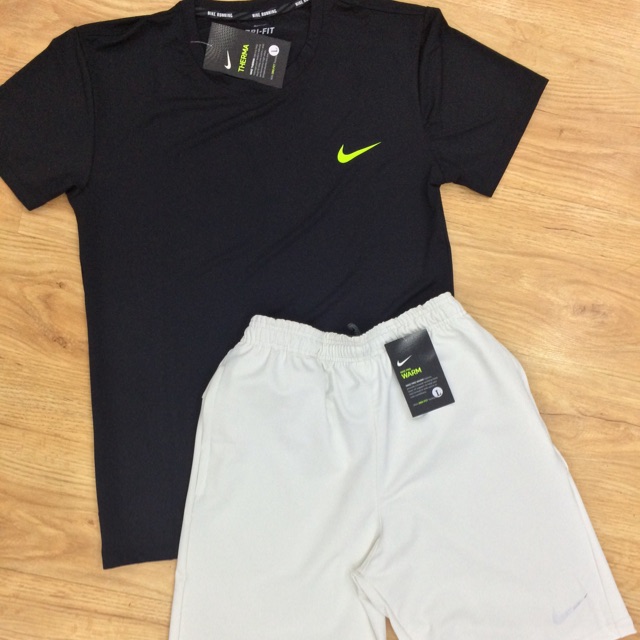 Bộ thể thao Trơn hàng Việt Nam xuất khẩu