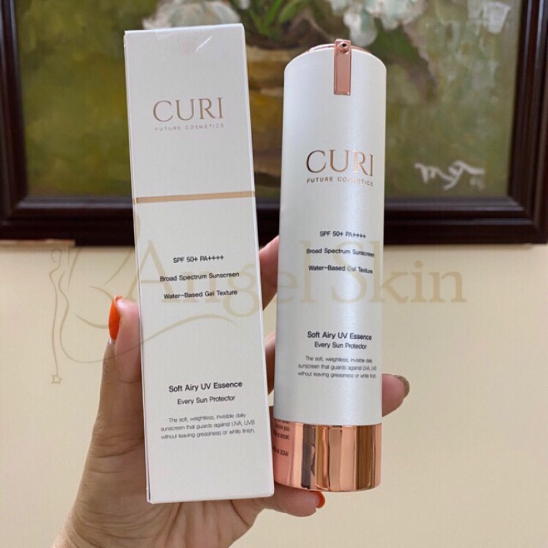 Kem chống nắng tế bào gốc ngọc trai CURI